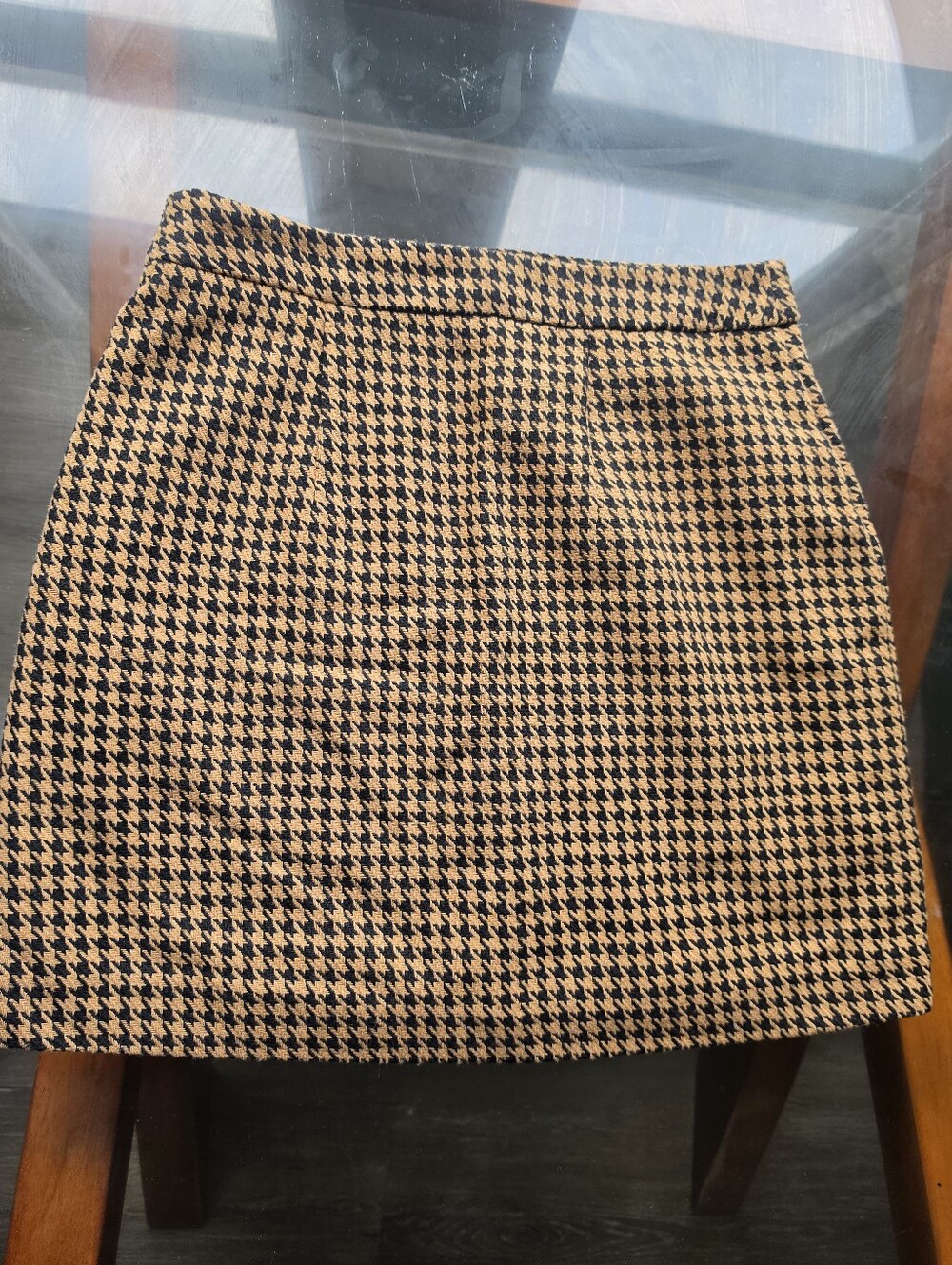 Nine West Black and Tan Houndstooth Mini Skirt